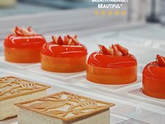 -潮一不贰·法式甜品·生日蛋糕·西式简餐(外滩店)