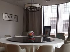 -然一素食餐厅(马利来广场店)