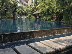 -三亚湾海居铂尔曼度假酒店