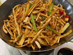 干锅竹笋-香融府·烤鸭·家常菜(马家堡路店)