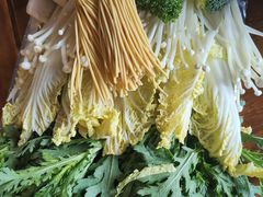 -老鼎万春卤菜(五代传承创始老店)