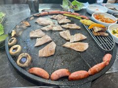 -彭妈家•韩国烤肉料理(张杨路店)