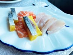 -亚洲国际大酒店·云顶阁旋转自助餐厅