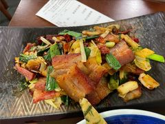 蒜苗炒腊肉-紫滇源云南生态菜(丹凤街店)