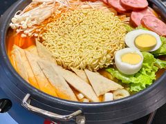 -军硕烤肉·部队火锅(二七万达店)