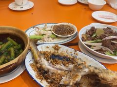 -雅苑餐厅(朝天路店)