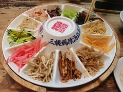 -怪噜范·老贵阳街头名小吃(云上方舟店)