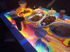 -歌迷量贩KTV(光彩市场店)