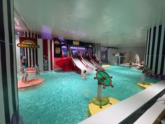 -涨巢·潮玩水疗局