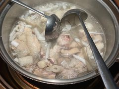 -大头椰·海南椰子鸡火锅(思明万象城店)