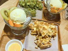 -猫的天空之城概念书店(杭州南宋御街店)