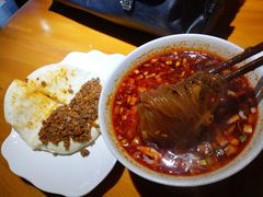 -牵人麻辣粉(中街子店)