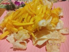 -月亮眼花园餐厅书吧酒吧