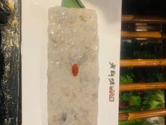 -老牌坊云南鱼豆花火锅(哈西万达店)