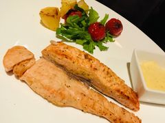 -Efes Turkish & Mediterranean Cuisine 艾菲斯餐厅(陆家嘴店)