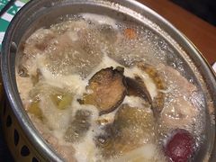 -亚马逊环球美食百汇(新城吾悦广场店)