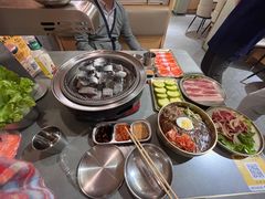 -围炉肉舍丹东海鲜烤肉·烤活鳗(步行街店)