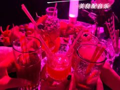 -MOSSO音乐酒吧·live house(南京旗舰店)