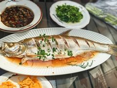 -七的湖·晚芳亭·阳澄湖农家菜·大闸蟹(莲花岛店)
