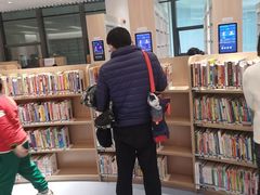 -广州市白云区图书馆