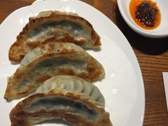 新疆风味牛肉煎饺-巴扎美食·新疆菜·西域歌舞表演餐厅(新疆大厦店)
