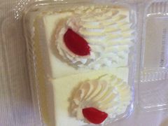 -红宝石·鲜奶小方·海派西点房(丰庄店)