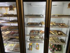 -上上签·冷锅串串(六灌路店)