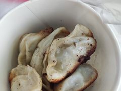 -黄阿姨锅贴大王(万航渡路店)