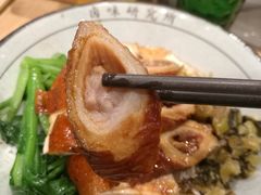 -狮头牌卤味研究所·卤味饭(花城汇南区店)