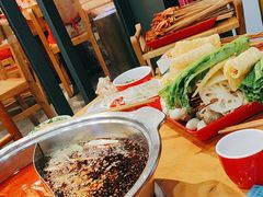 -袁记串串香(川师店)