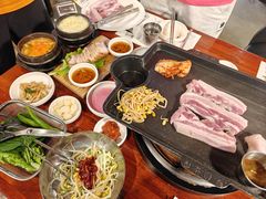 -Dombe豚(黑猪肉街店)