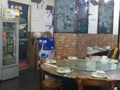 大堂-八张桌子(老店)