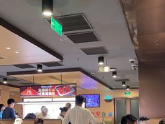 -海底捞火锅(漕宝路店)