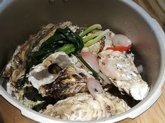 -鲜入围煮花胶鸡海鲜火锅