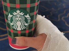 -星巴克(香港国际机场44号闸店)