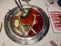 -周师兄大刀腰片火锅(解放碑总店)