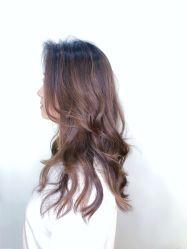 -PE SALON