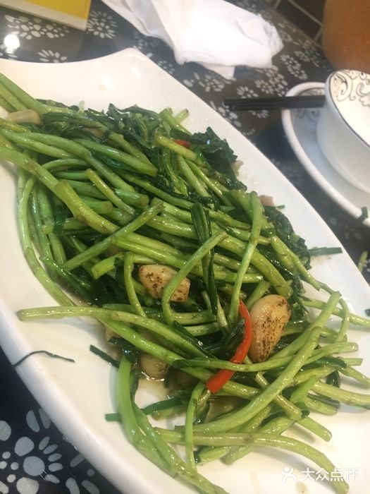 梁湖小厨鱼头泡饭(杨汊湖店)清炒泥蒿图片