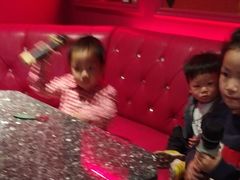 -唛哆哆KTV(姜山万达店)