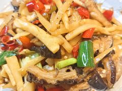 -牛八宝桂林米粉(八里庄店)