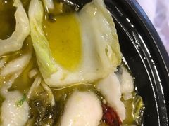 -渝是乎酸菜鱼(龙旗购物中心店)