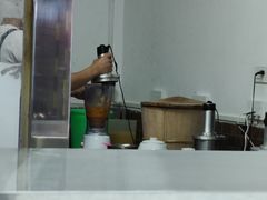 -夏食光安顺小舒冰粉冰浆(甲秀楼店)