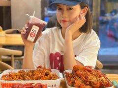 -聚汇三少·龙虾·中餐厅(莫邪路新天地店)