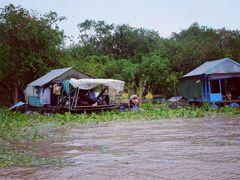 -洞里萨湖