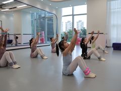 -伊叶舞蹈YEAH DANCE(LCM置汇旭辉校区)