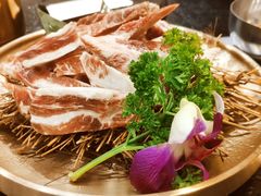 -臻牛烤肉