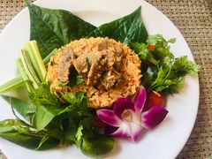 牛肉炒饭-Chom Cafe and Restaurant