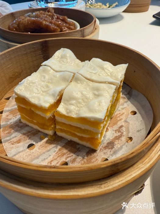 悦景酒家(福田店)蛋黄千层糕图片