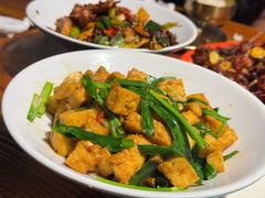 -柴窝堡22号辣子鸡·传承新疆菜