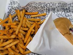 -TRIPS BURGER(大钟寺店)